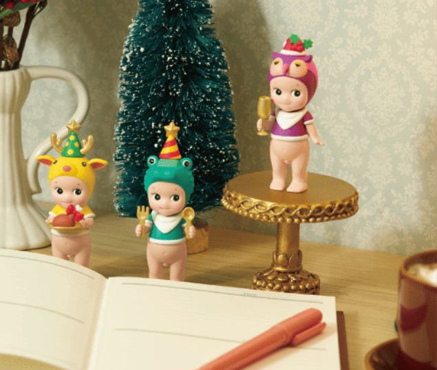 Sonny Angel minifigure Christmas Dinner Series